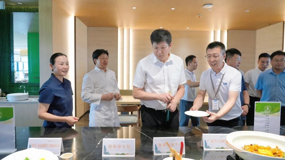 微信图片_20230727002817.jpg